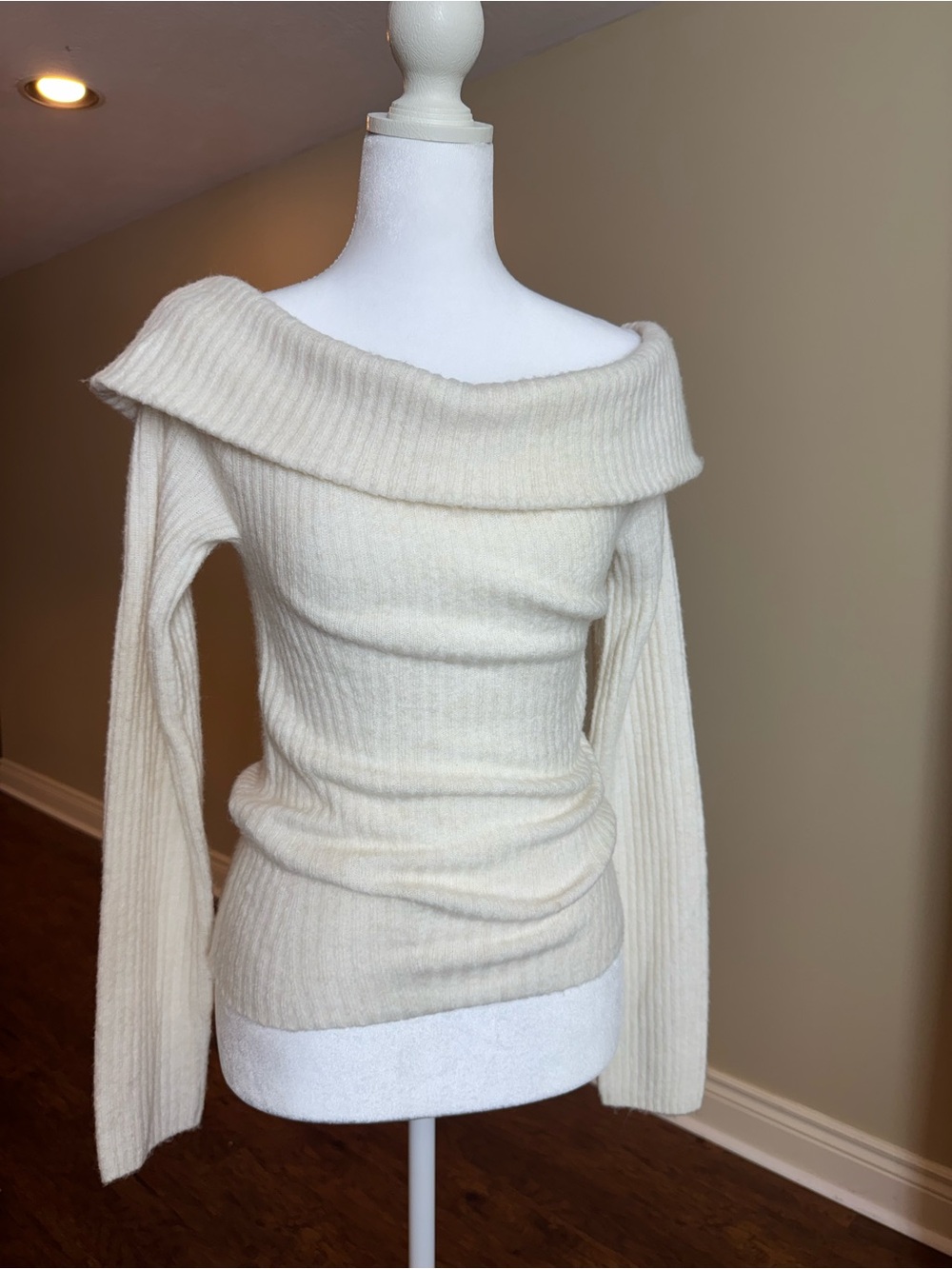 H&M Cream Off-the-Shoulder Ribbed Sweater - Picture 8 of 10
